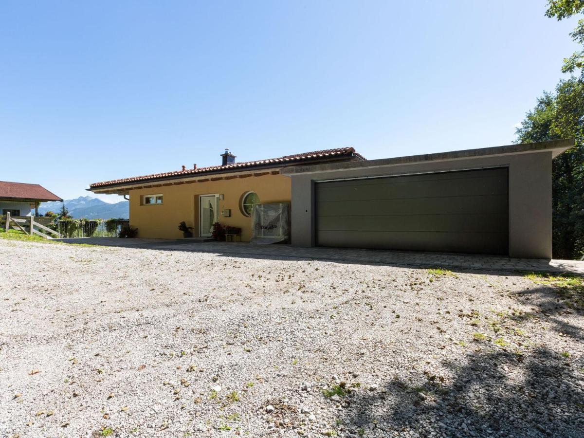 Bright Flat Close To The Ski Area ピーゼンドルフ エクステリア 写真